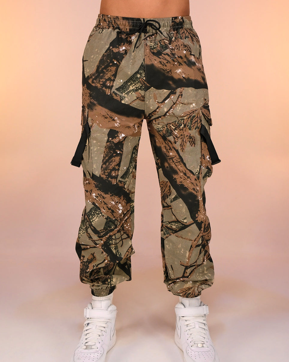 Green discount camo joggers