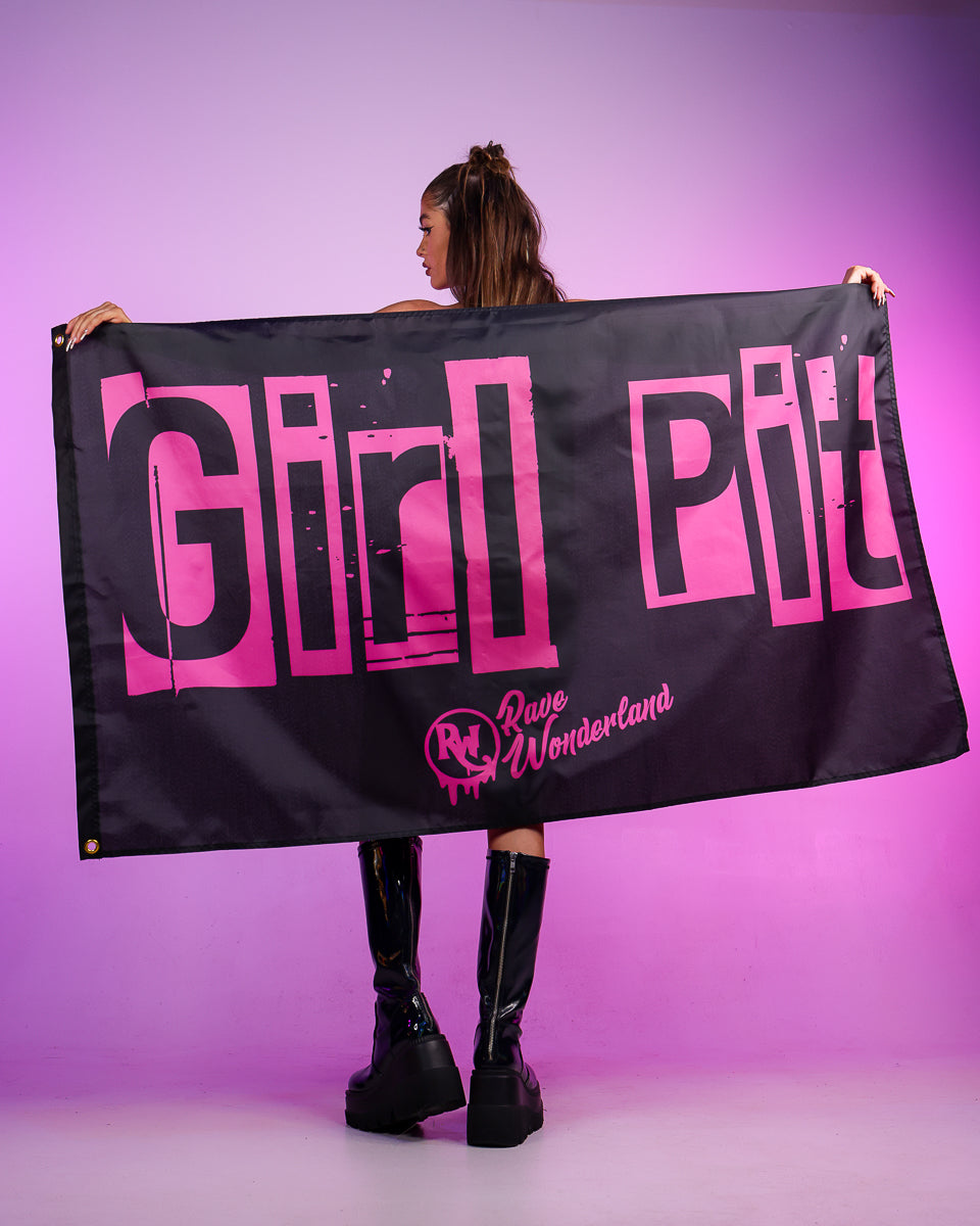 RW Girl Pit Flag