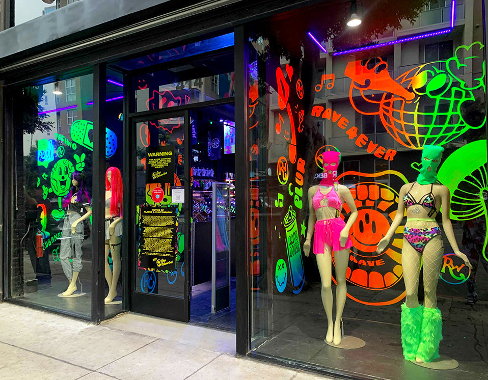 CALLING ALL RAVERS 🔊 The @ravewonderland store in Los Angeles is