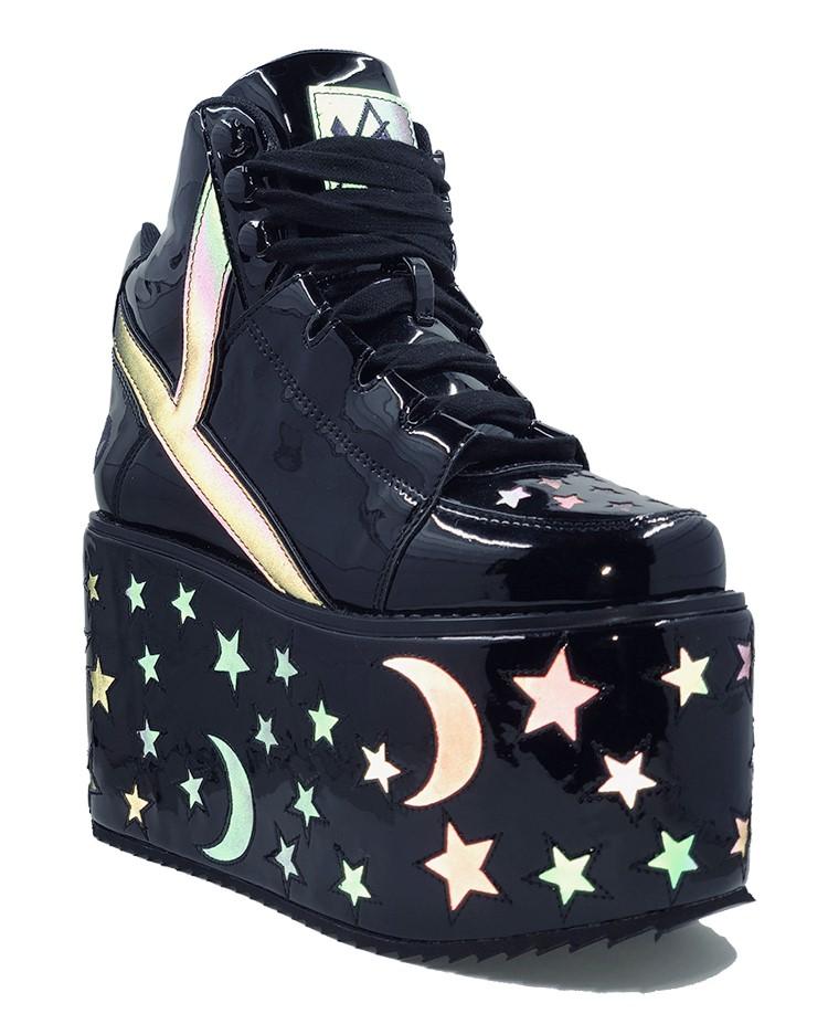 Yru sales cloud shoes