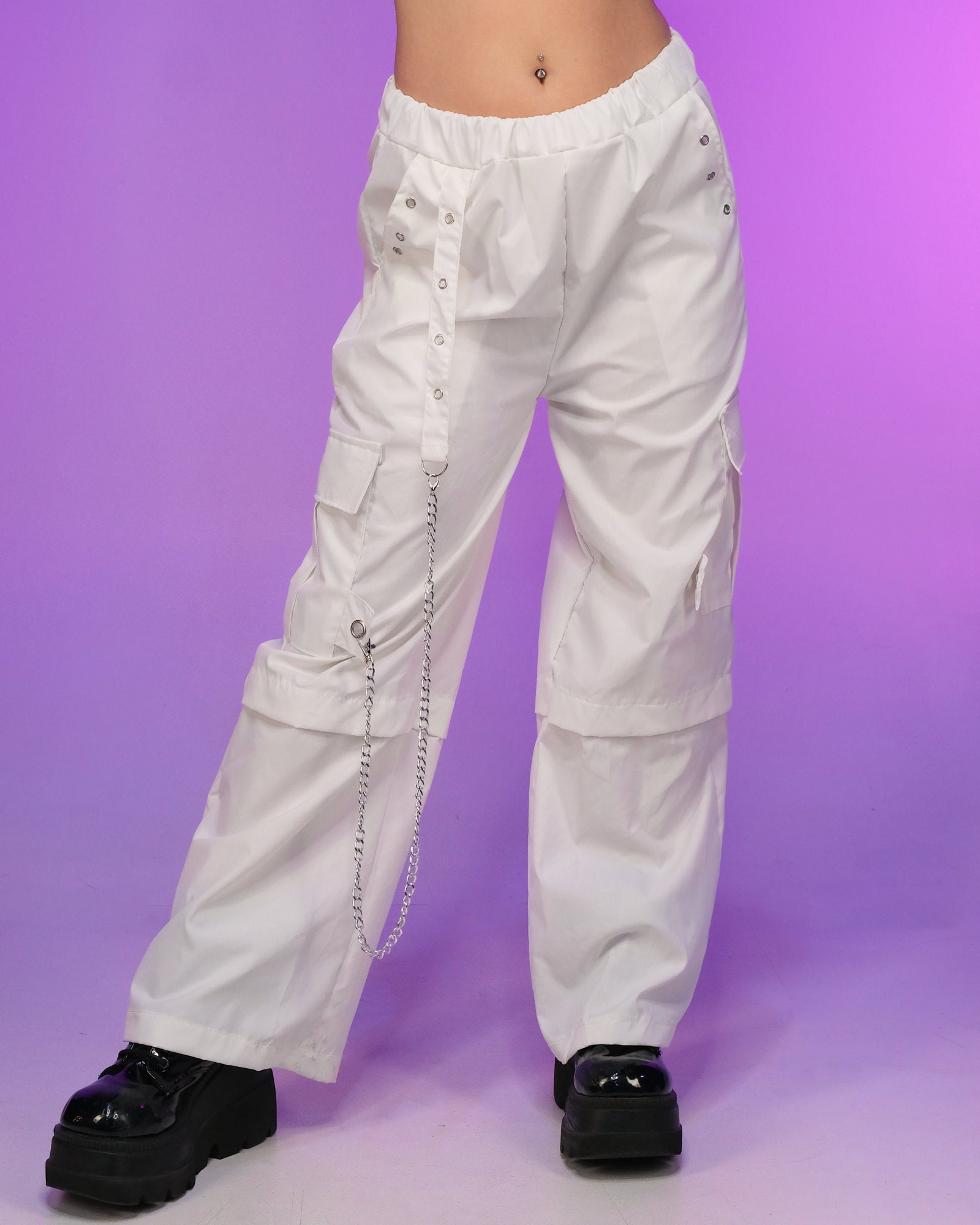 90's Baby White Oversize Cargo Pants