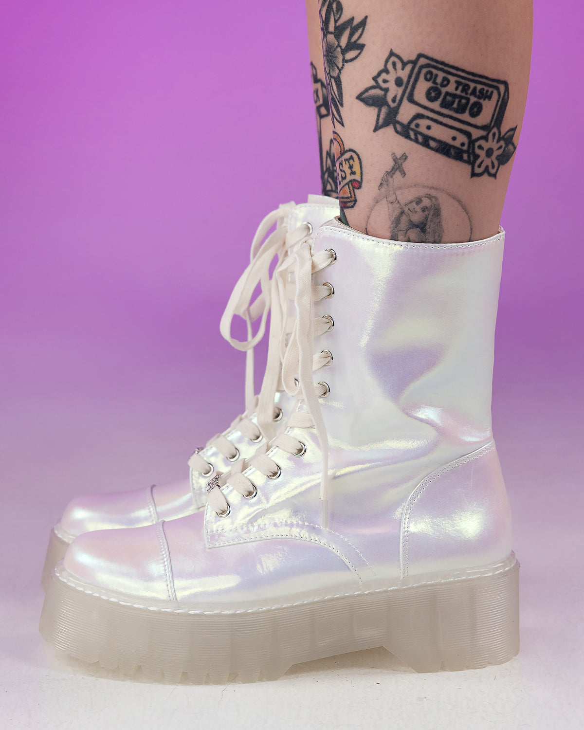 White Twilight Iridescent Combat Boots – Rave Wonderland