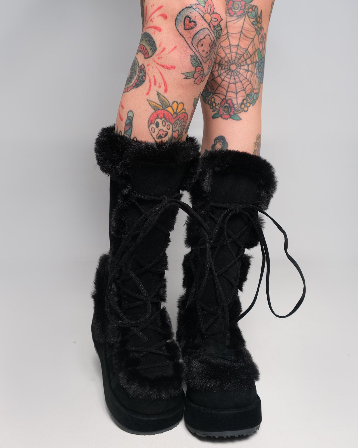 Black fur 2025 boots womens