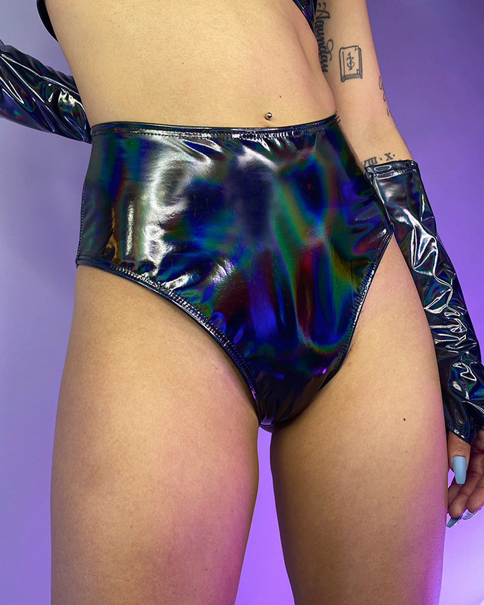 HOLOGRAPHIC BLACK HIGH WAISTED HOT PANTS