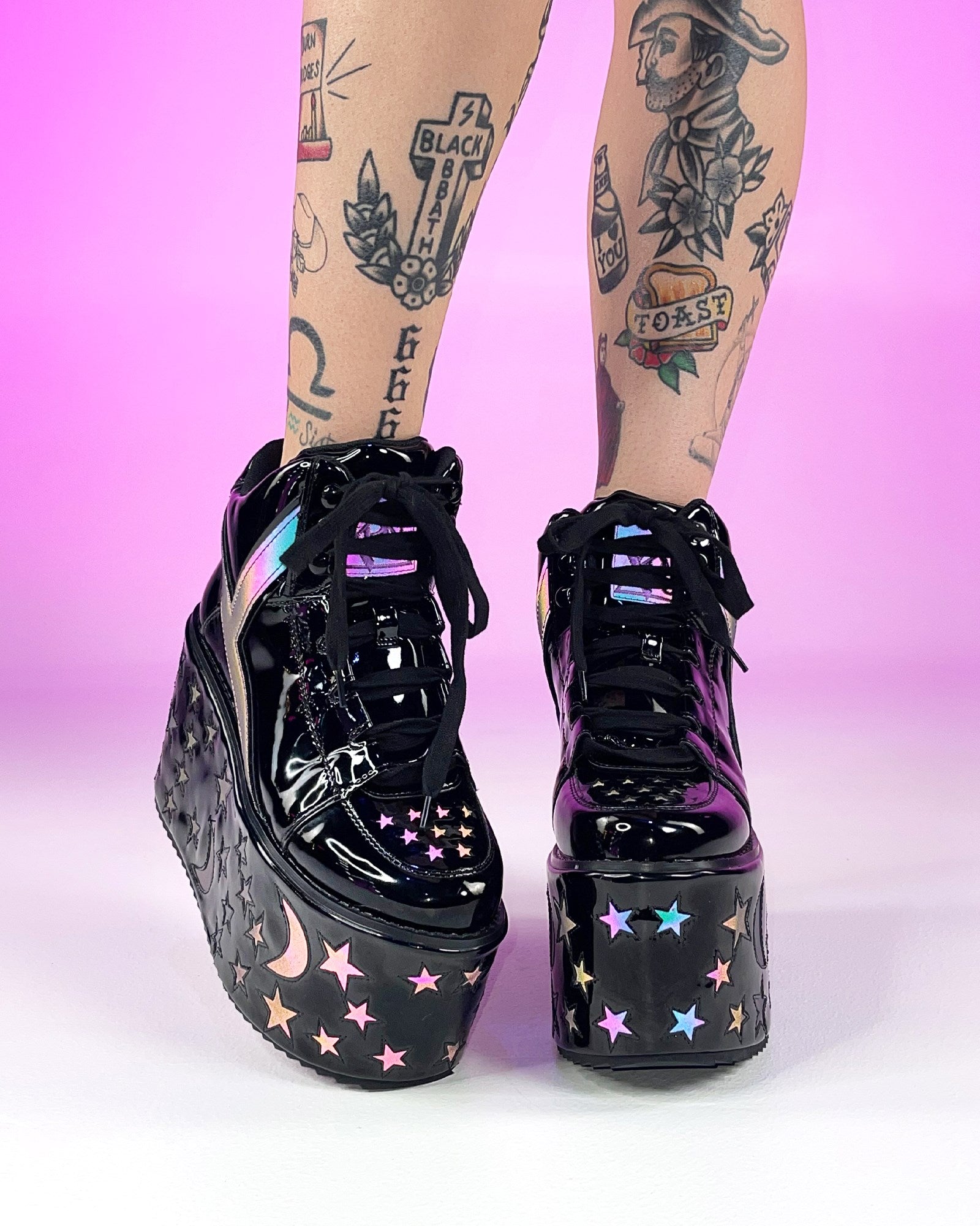 Yru black platform on sale sneakers